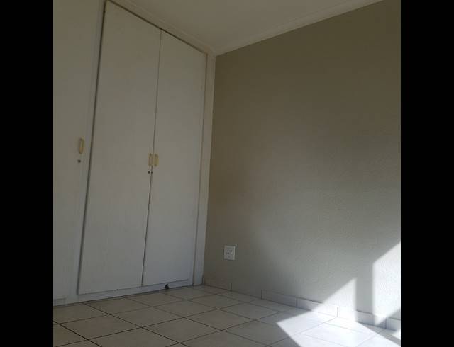 3 BEDROOM TOWNHOUSE RENTED IN WINCHESTER HILLS